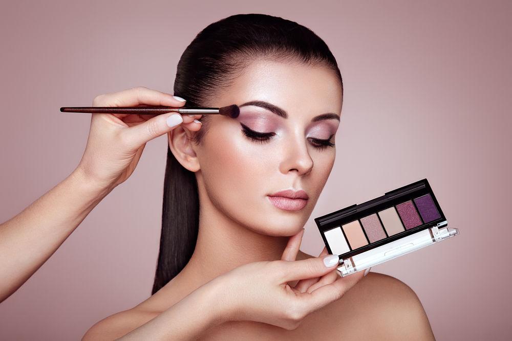 Mitos y verdades de cursos de maquillaje
