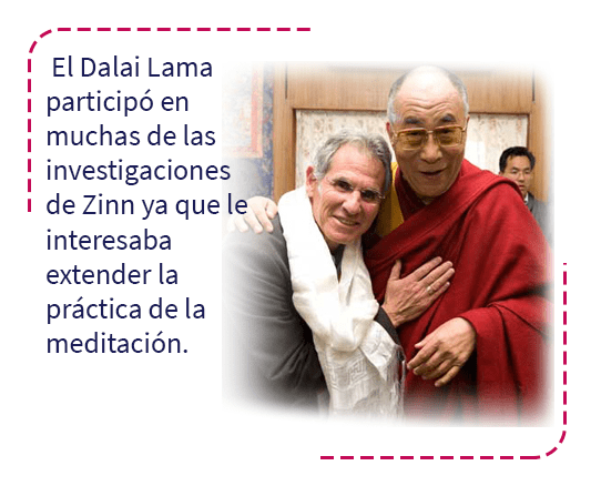 Imagen del doctor Jon Kabat Zinn junto al Dalai Lama