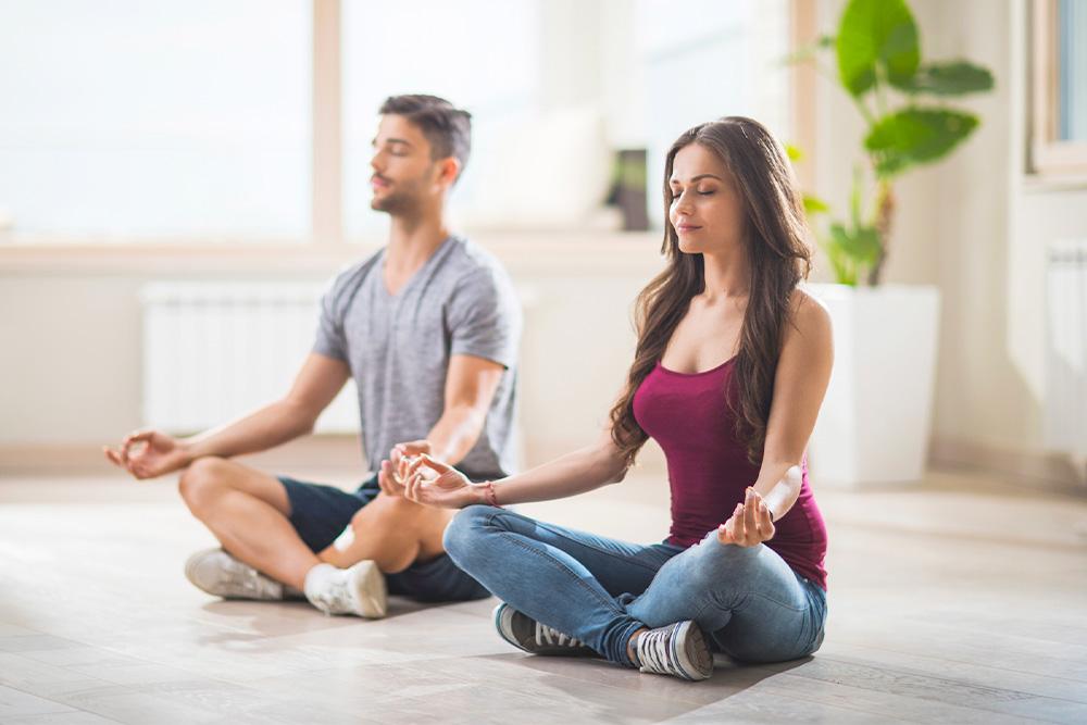 principales-diferencias-entre-pilates-yoga