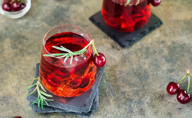 trago de autor cranberry Bourbon Sour